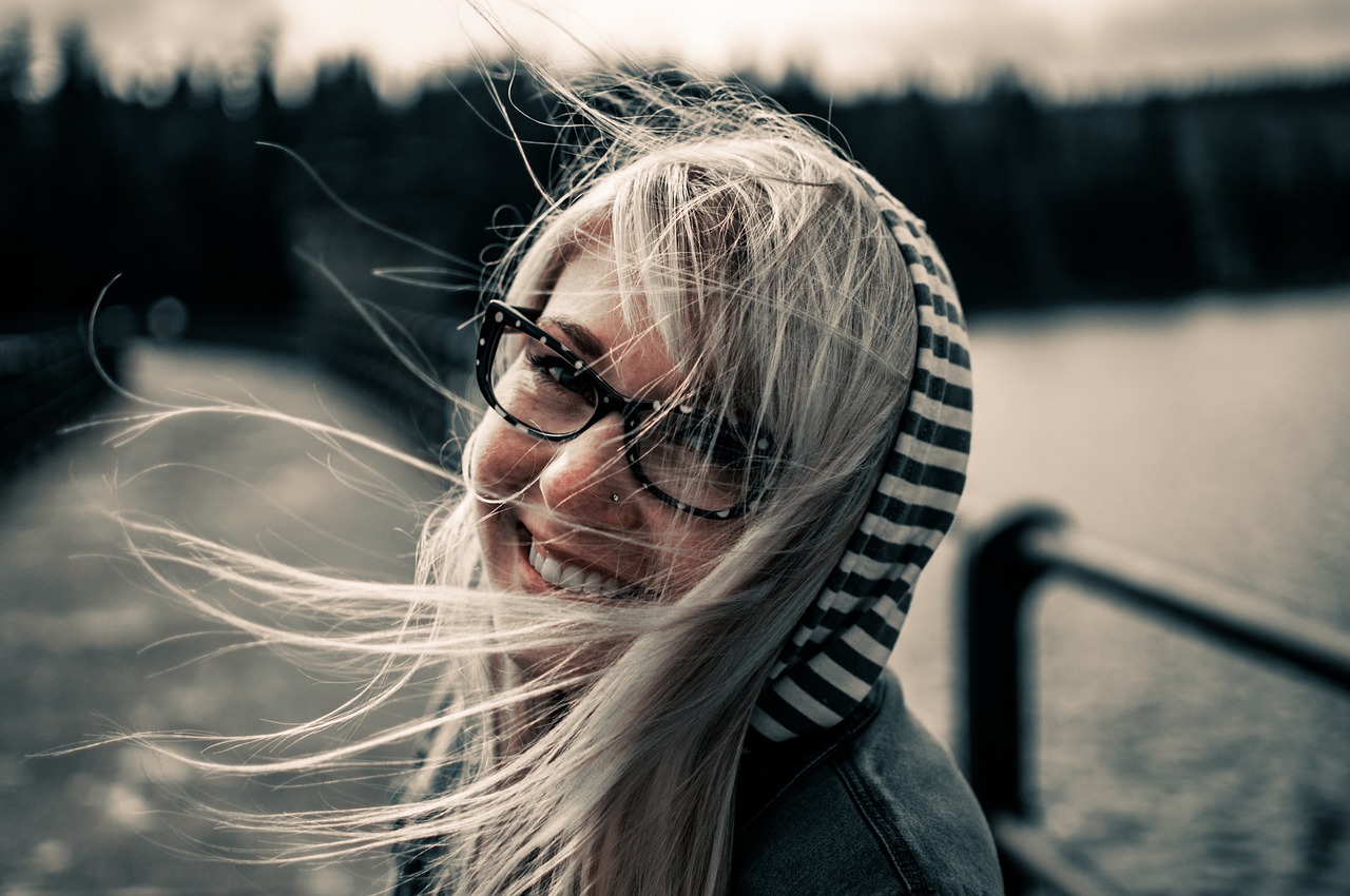 woman-smile-pixabay