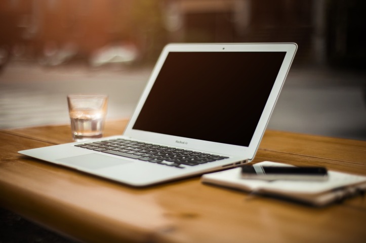 home-office-laptop-pixabay