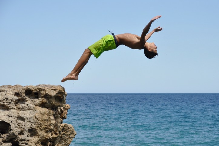 j-ketelaars-cliff-diving-pixabay